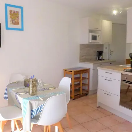 Apartment Les Terrasses De La Mediterranee-1 By Interhome
